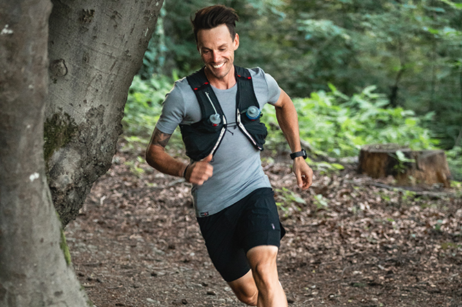Laufen, Trailrunning und Marathonläufer mit Merino Shirts Herren von SCROC