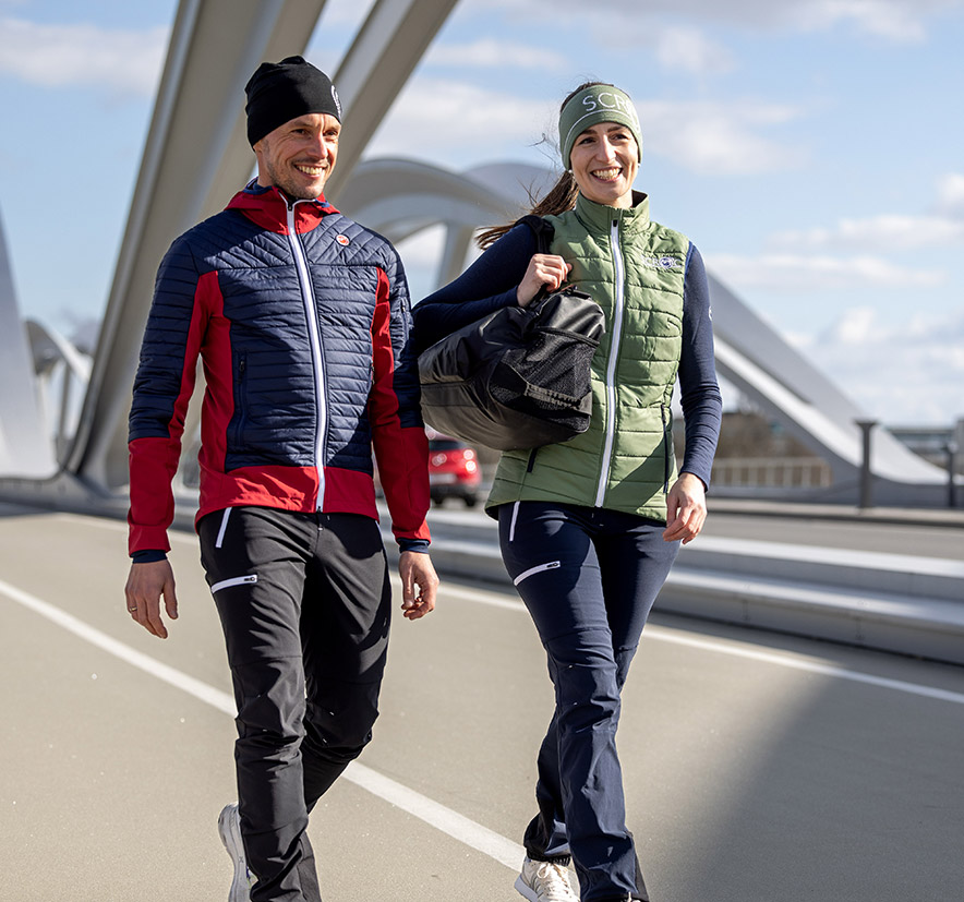 Merino Shirts und Merino Sportbekleidung aus hochwertiger Merinowolle und Naturfasern von SCROC.